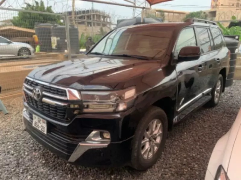 Toyota Land Cruiser   - 2015