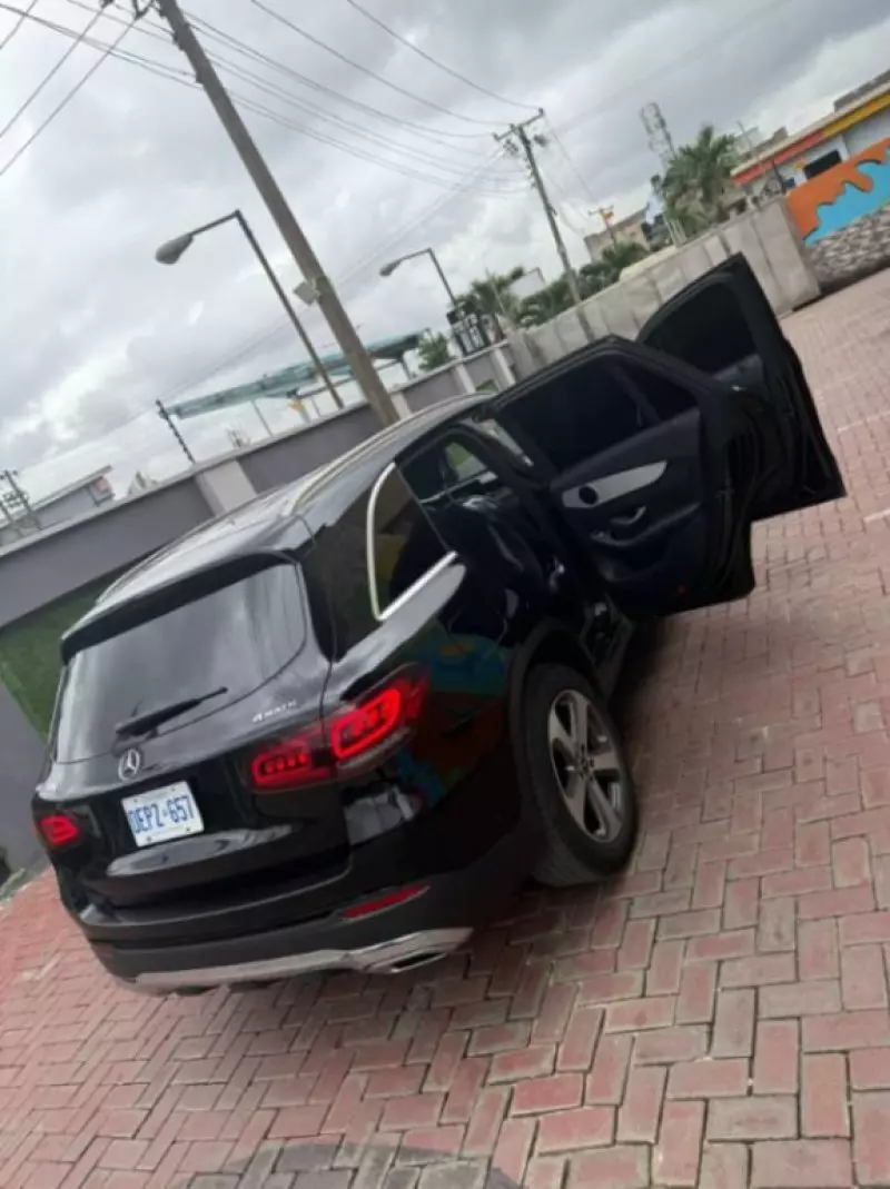 Mercedes-Benz GLC 300   - 2022