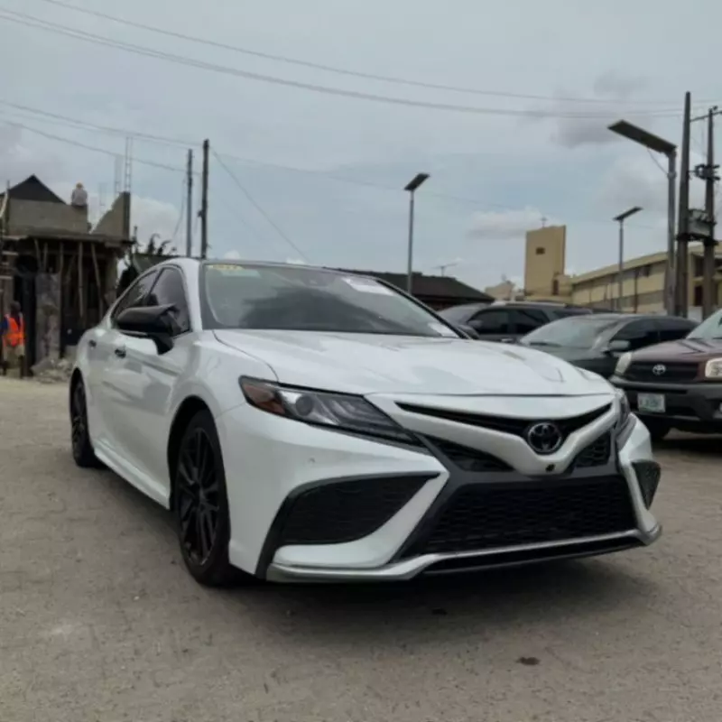 Toyota Camry   - 2023
