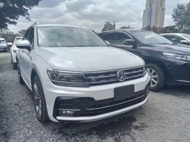 Volkswagen Tiguan   - 2018