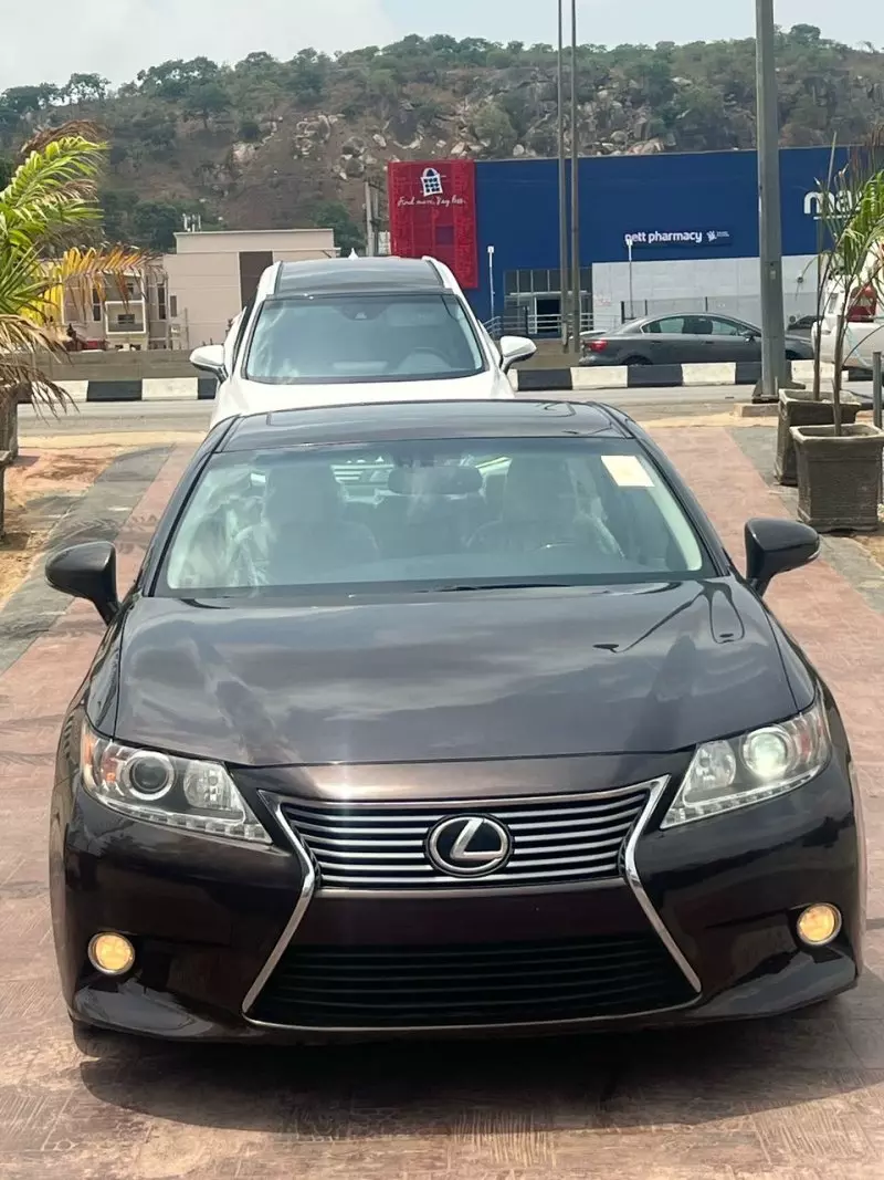 Lexus ES 350   - 2013