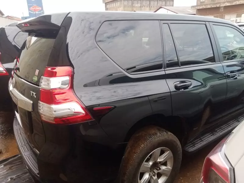 Toyota Landcruiser Prado   - 2016