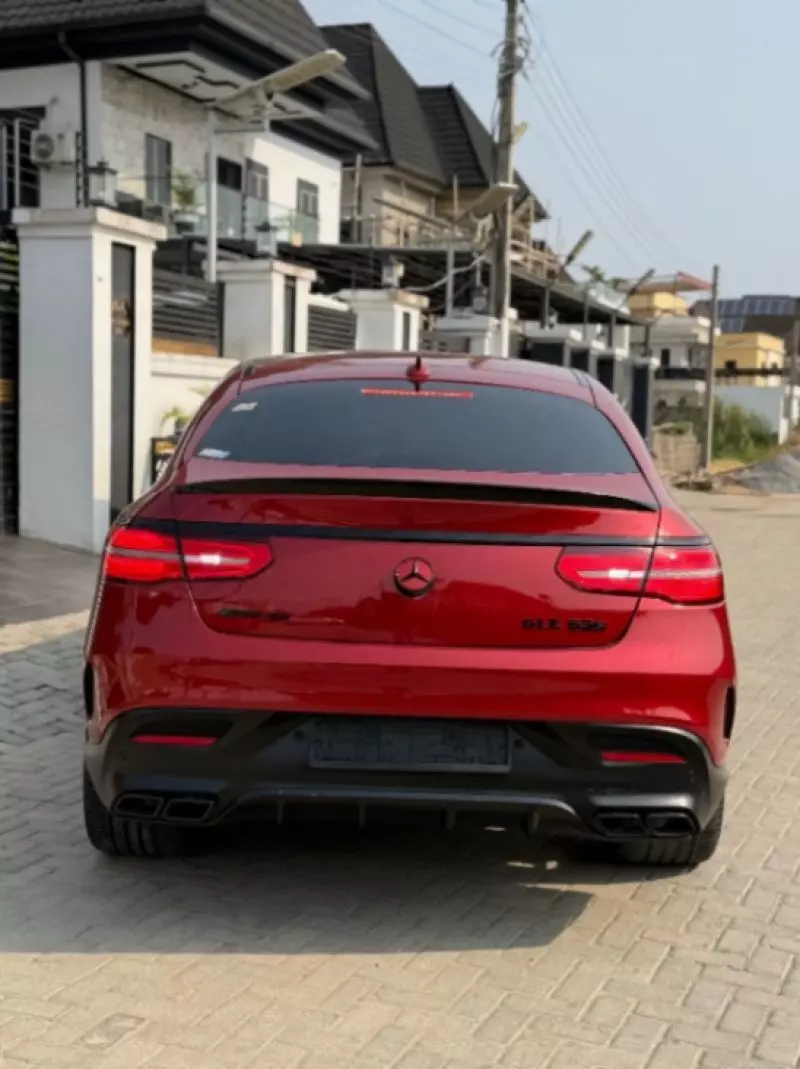 Mercedes-Benz GLE 63 AMG   - 2016