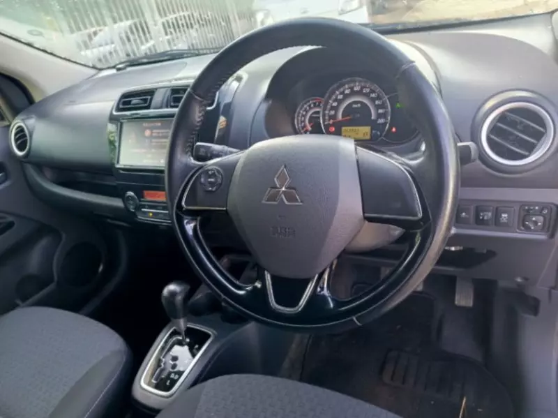 Mitsubishi Mirage   - 2017