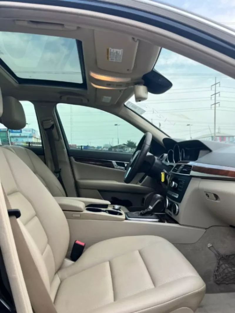 Mercedes-Benz C-Class   - 2013