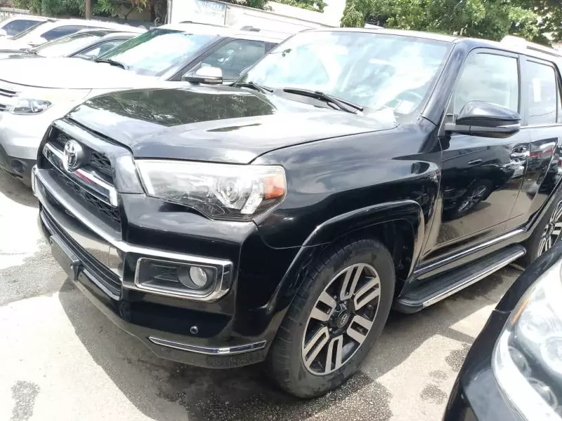 Toyota 4-Runner   - 2014