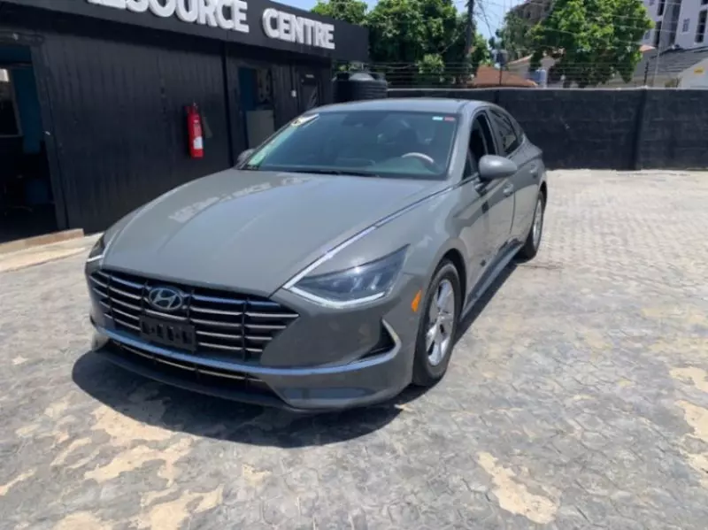 Hyundai Sonata   - 2021