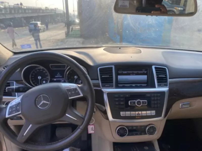 Mercedes-Benz ML 350   - 2013