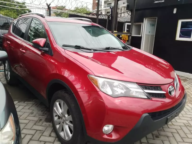 Toyota RAV 4   - 2014