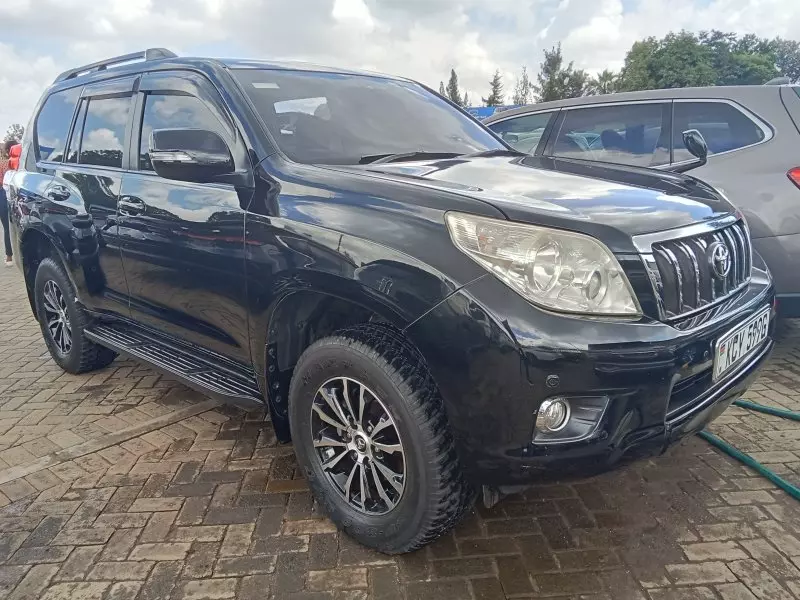 Toyota Landcruiser prado TX   - 2013