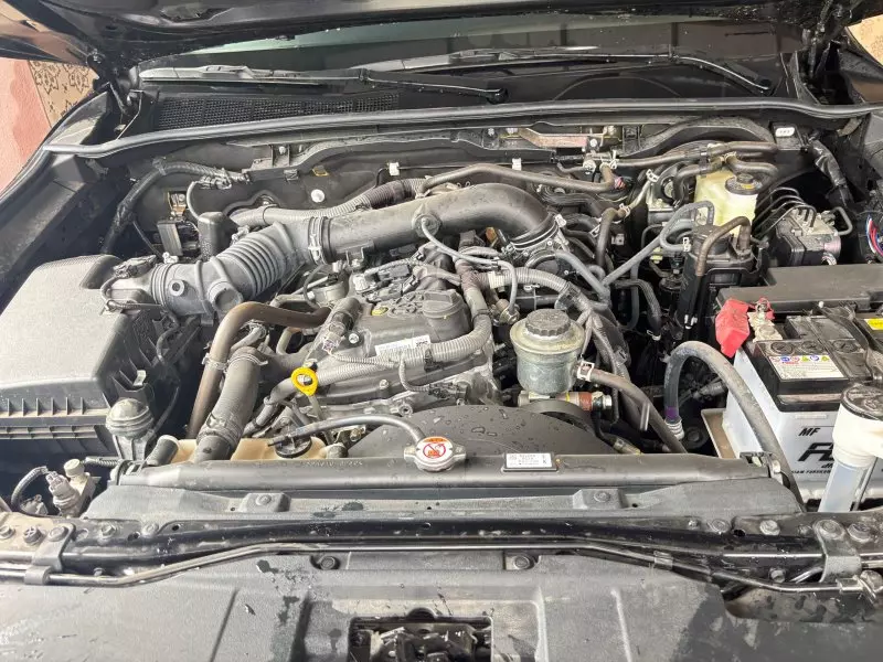 Toyota Hilux   - 2024