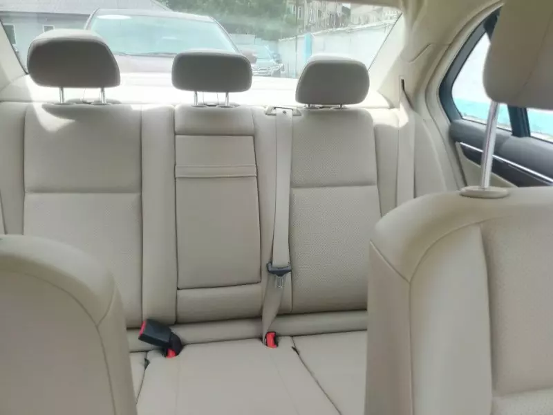 Mercedes-Benz C 300   - 2012