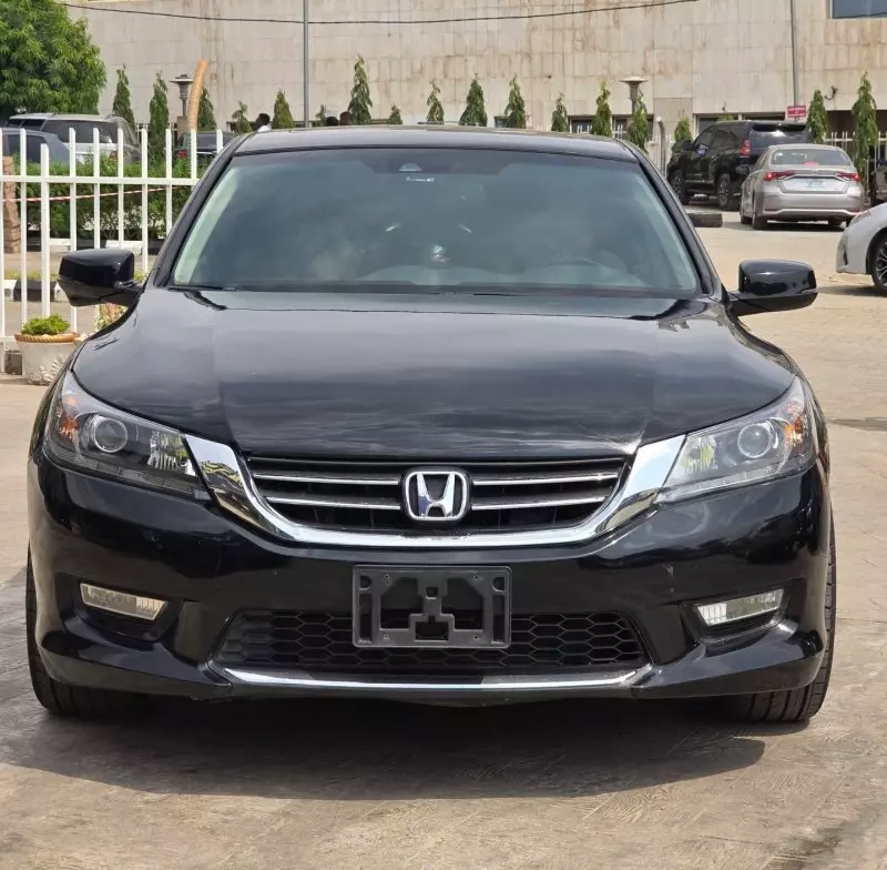 Honda Accord   - 2013