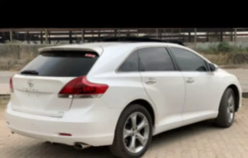 Toyota Venza   - 2014