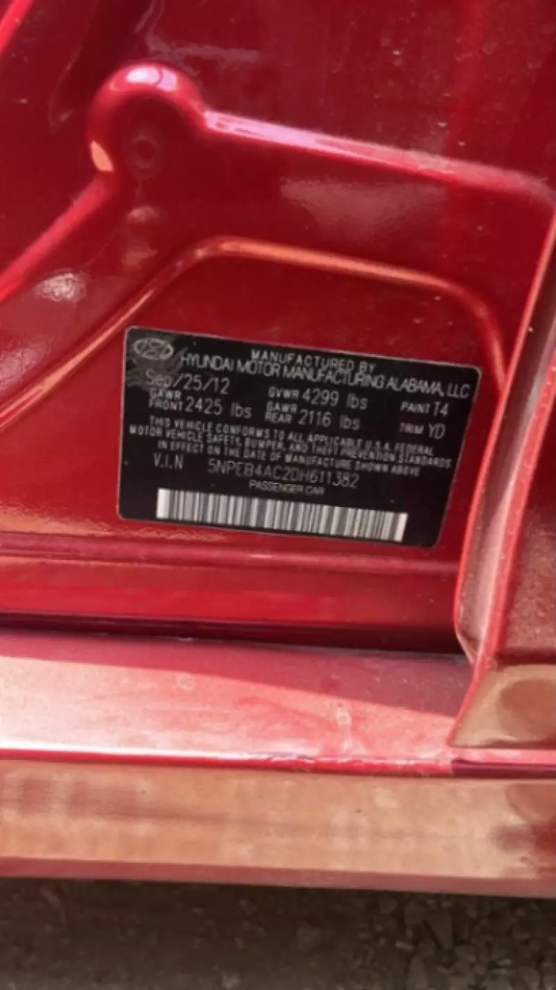 Hyundai Sonata   - 2013