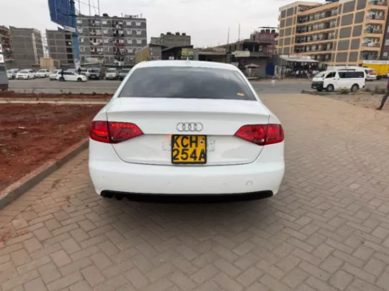 Audi A4   - 2011