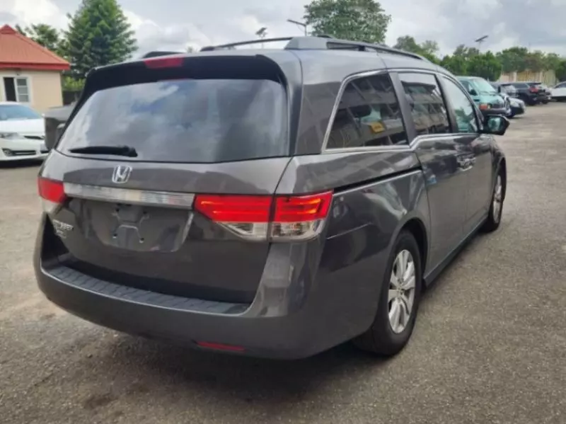 Honda Odyssey   - 2016