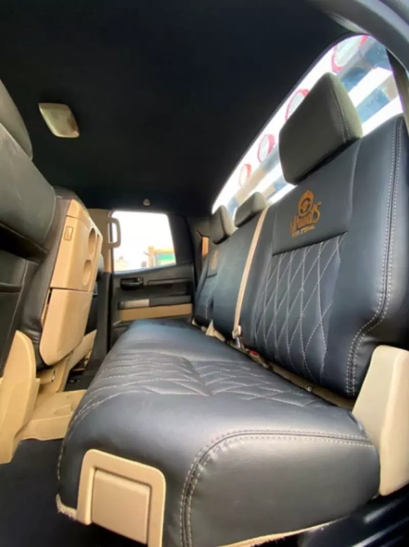 Toyota Tundra   - 2012