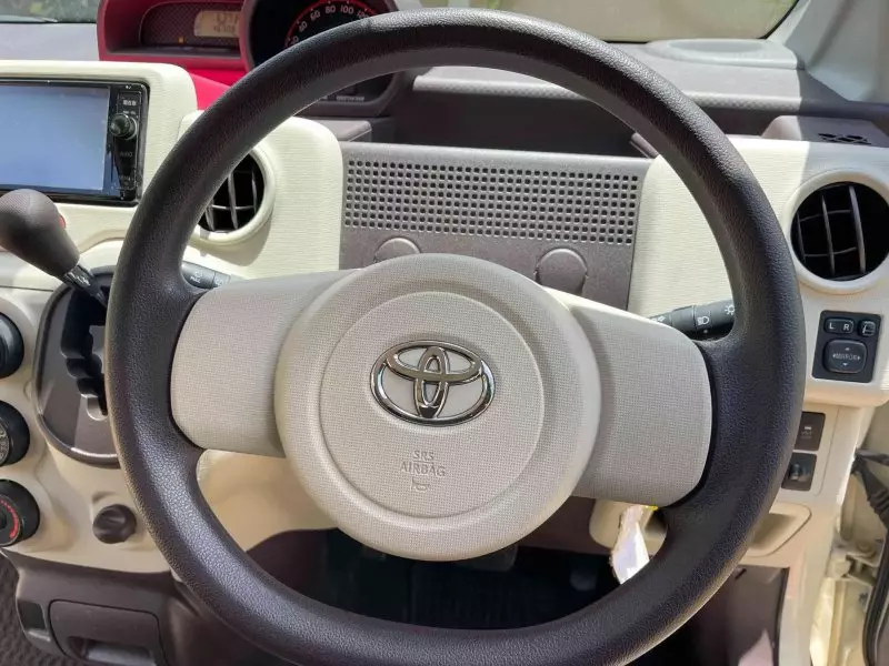 Toyota Porte   - 2016