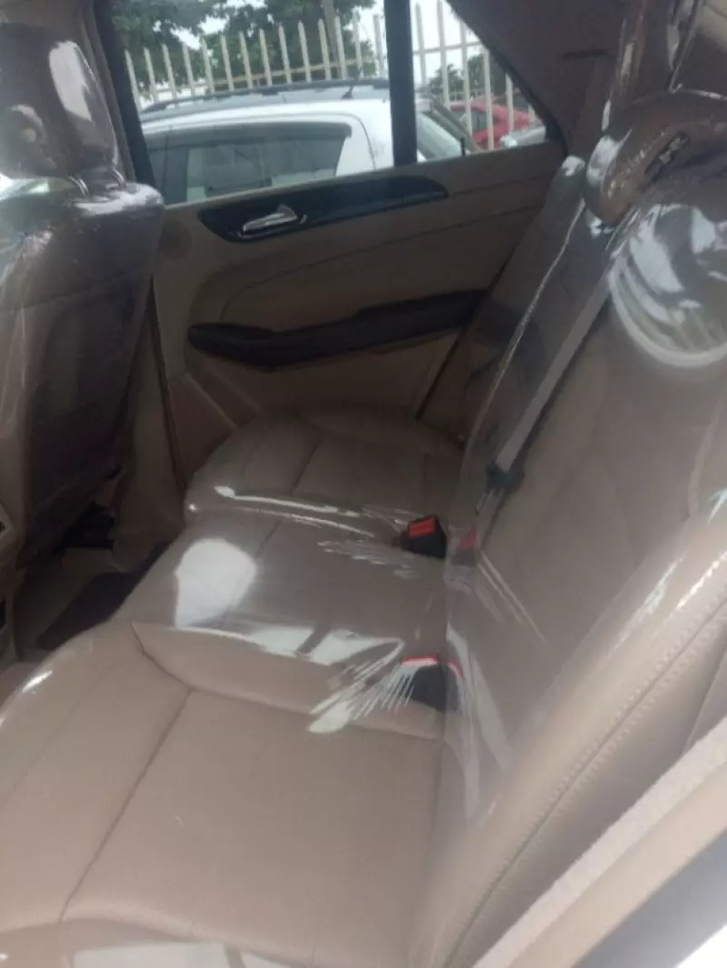 Mercedes-Benz ML 350   - 2013