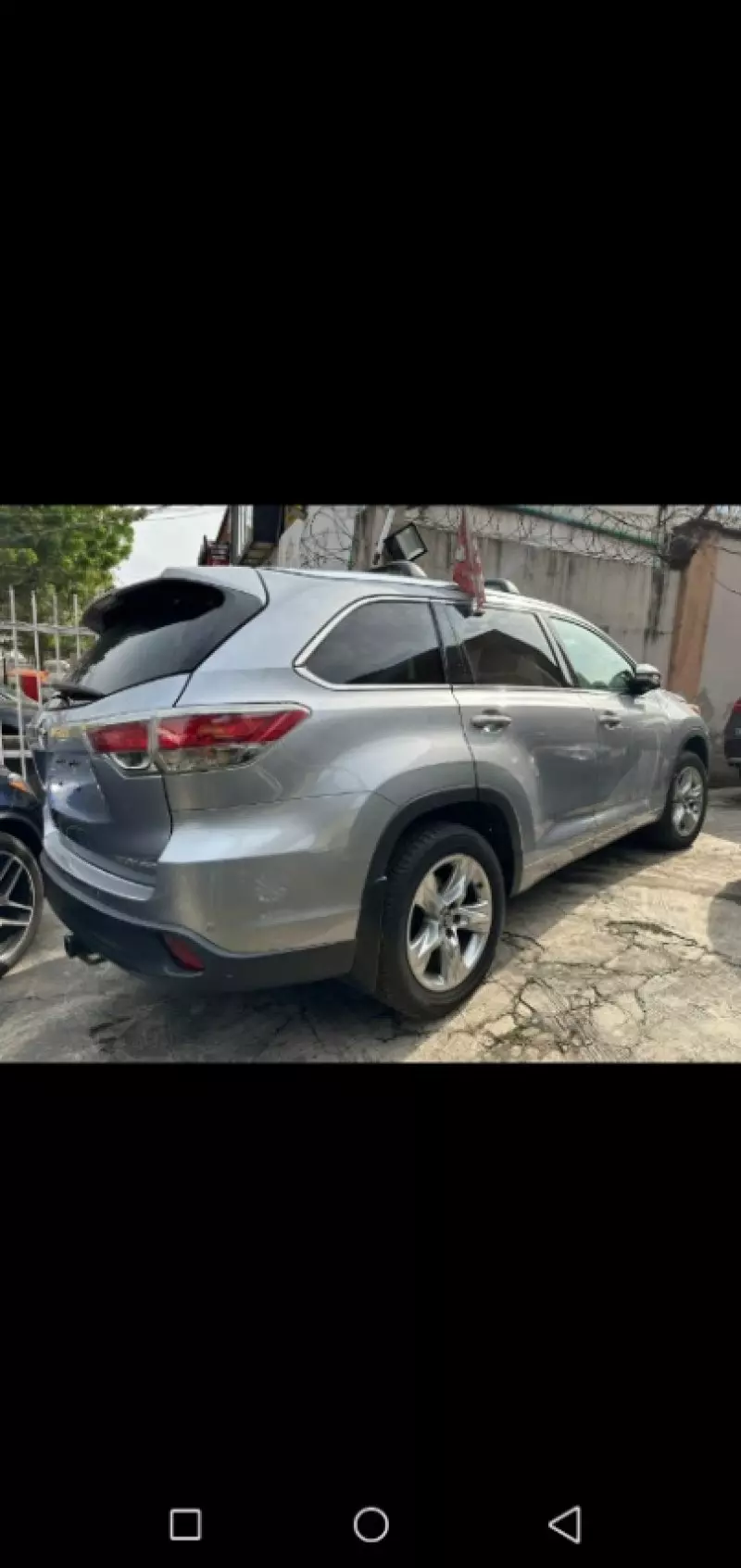Toyota Highlander   - 2016