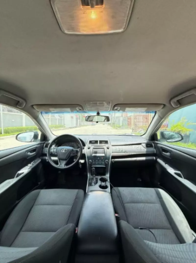Toyota camry   - 2015