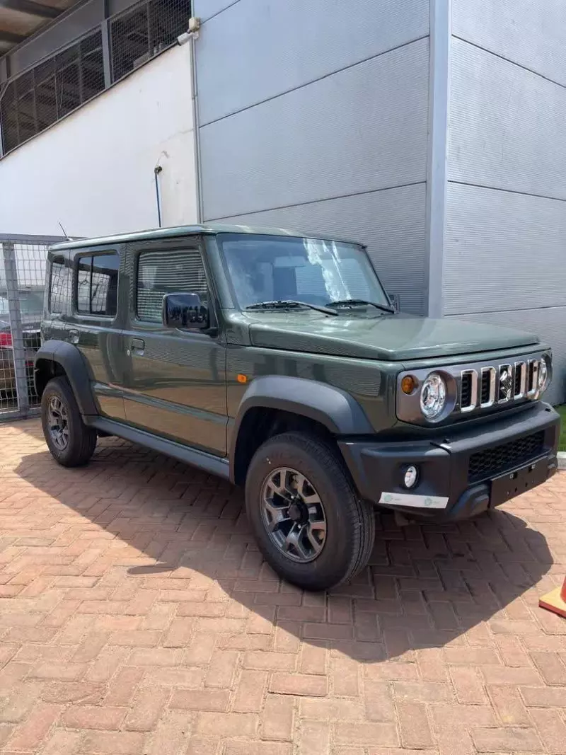 SUZUKI Jimny    - 2025