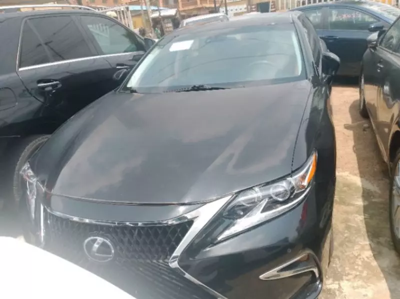 Lexus ES 350   - 2013