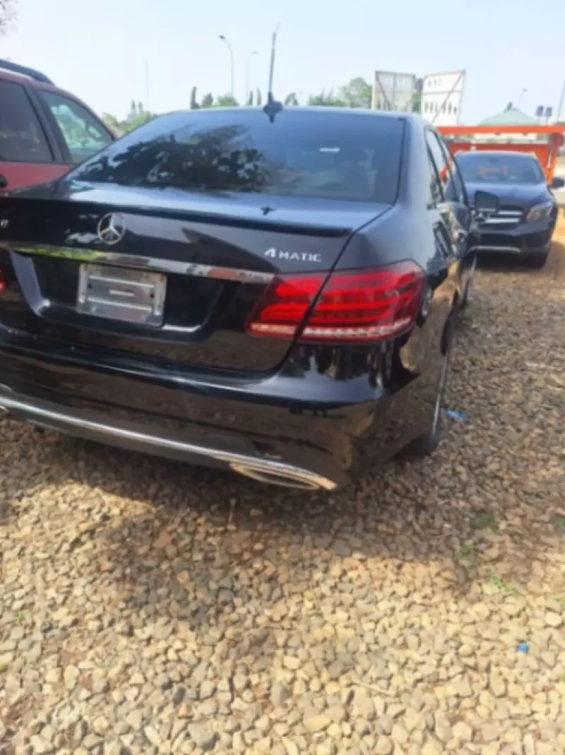 Mercedes-Benz E 350   - 2014