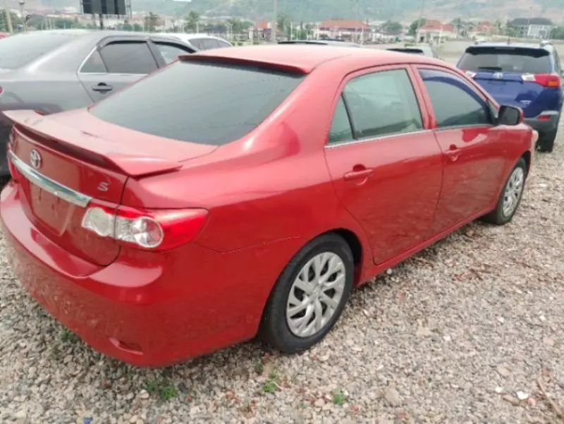 Toyota Corolla Sport   - 2012