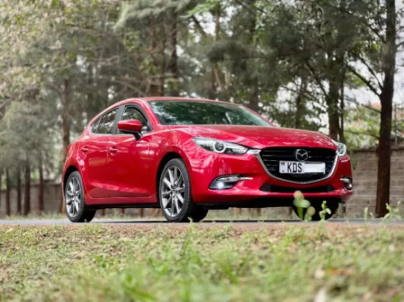 Mazda Axela    - 2017
