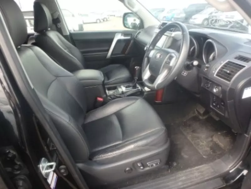 Toyota Landcruiser Prado   - 2017