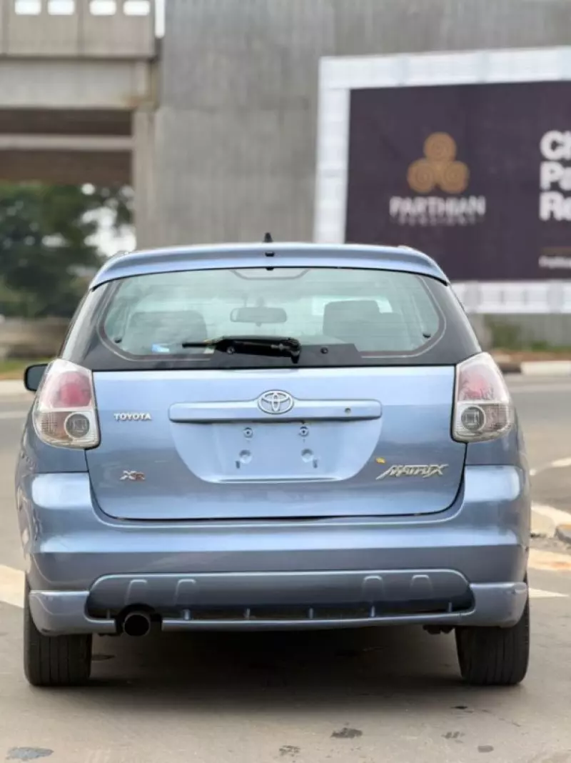 Toyota Matrix   -