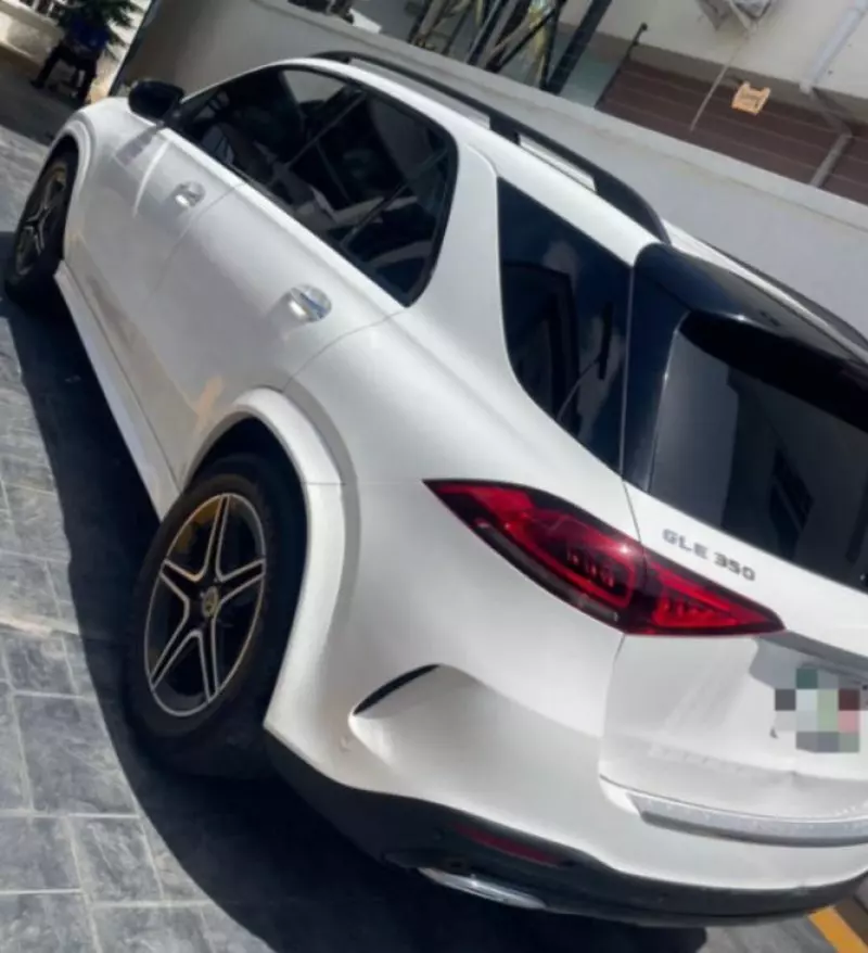 Mercedes-Benz GLE-Class   - 2021