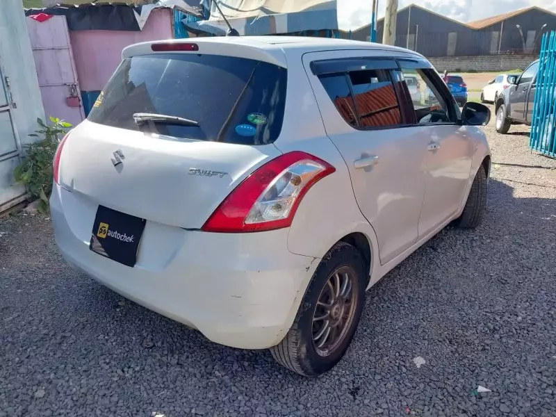 SUZUKI Swift   - 2014