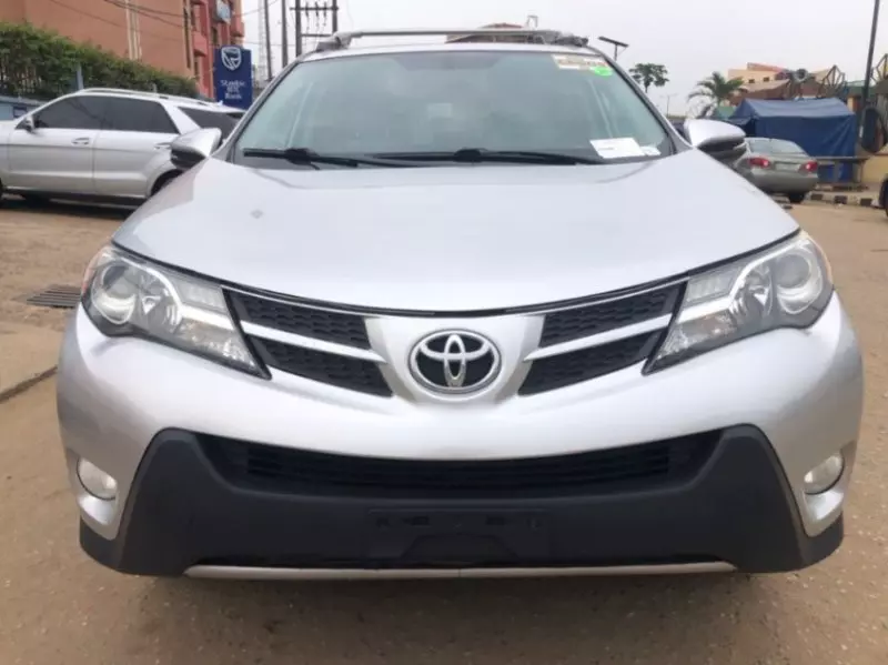 Toyota RAV 4   - 2014