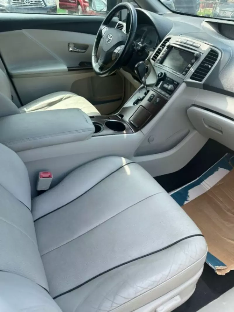 Toyota Venza   - 2010