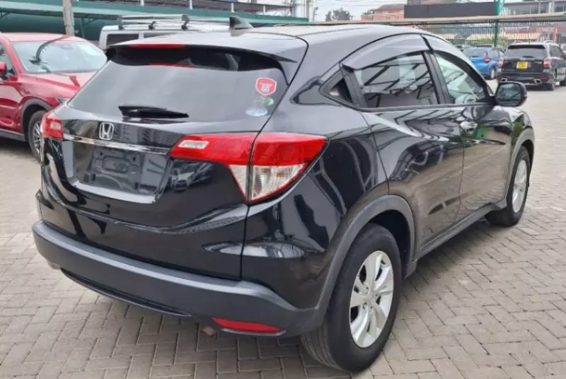 Honda Vezel    - 2018