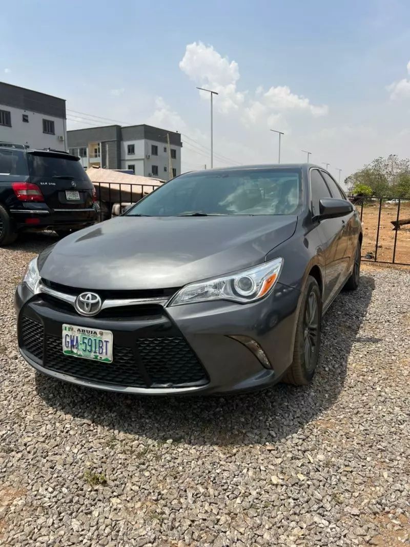 Toyota Camry   - 2015