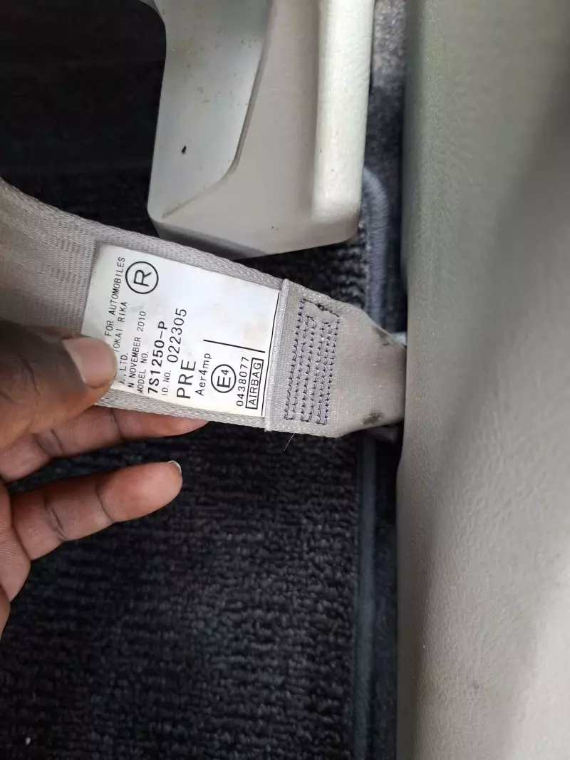 Toyota Passo Sette   - 2010