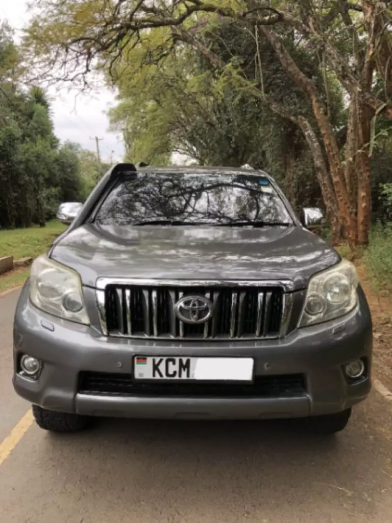 Toyota Land Cruiser Prado   - 2011