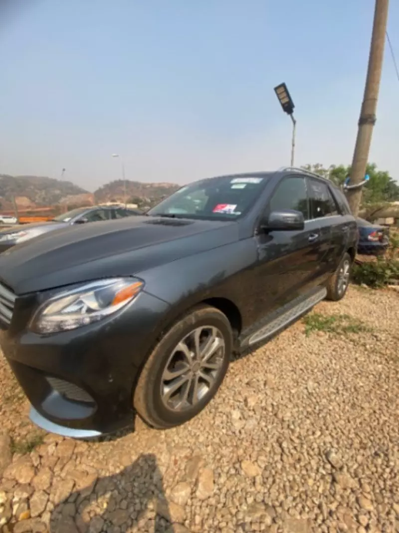 Mercedes-Benz GLE-Class