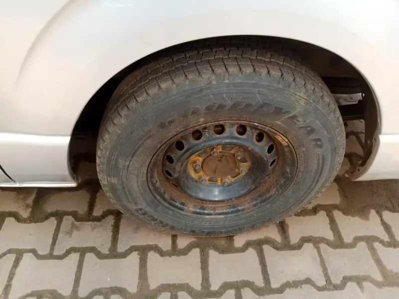 Toyota Hiace   - 2014