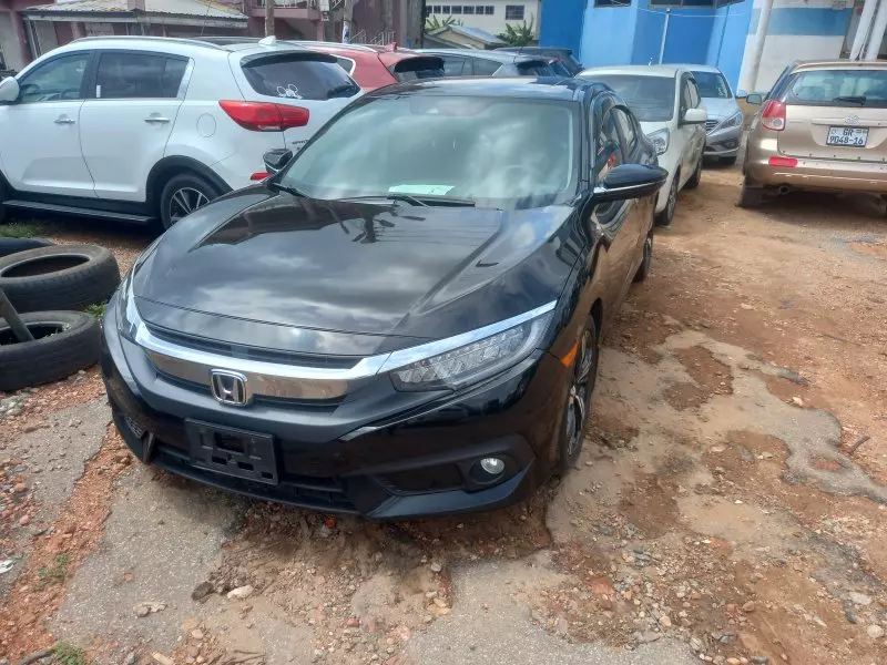 Honda Civic   - 2017