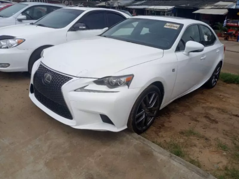 Lexus IS 200   - 2016