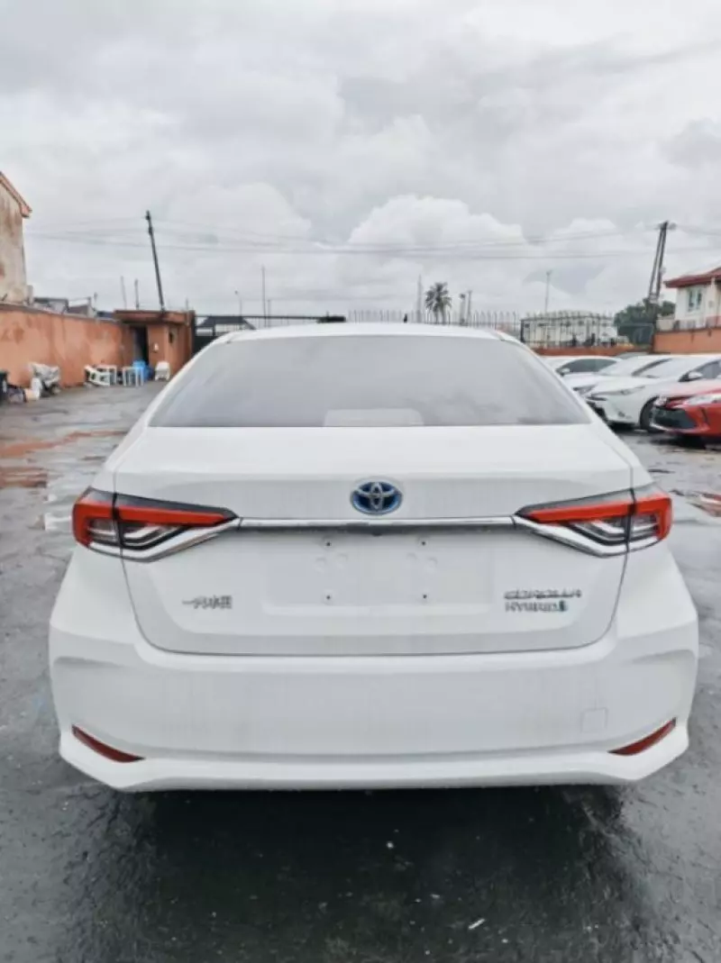 Toyota Corolla   - 2021