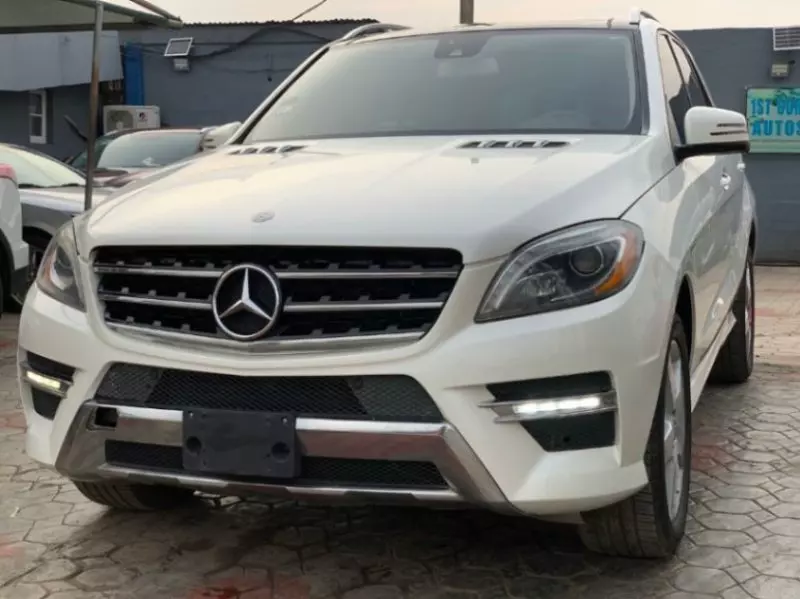 Mercedes-Benz ML 400