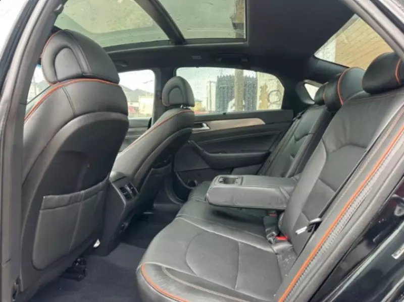 Hyundai Sonata   - 2015