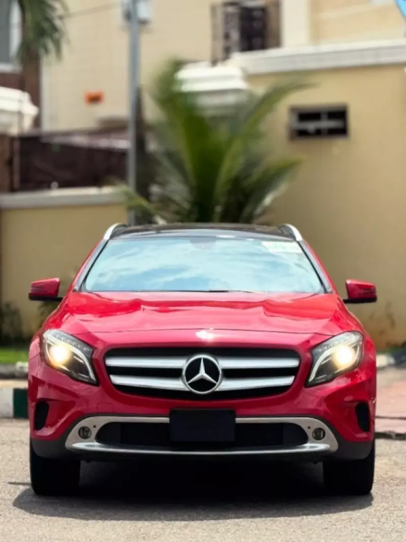 Mercedes-Benz GLA 250   - 2015