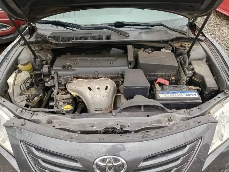 Toyota Camry   - 2009